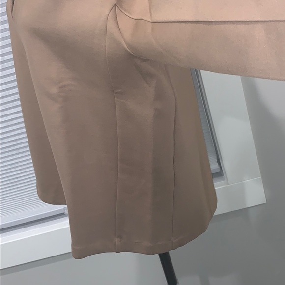 OAK + FORT Camel heavyweight v neck shirt. - Picture 4 of 6